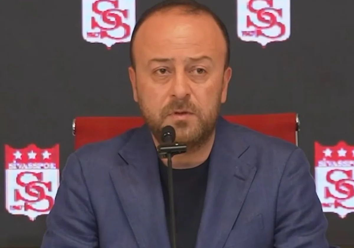 Sivasspor Başkanı Özçoban’dan Taraftara Sesleniş: “Kombine Satışları Beklentimizin Altında Kaldı”
