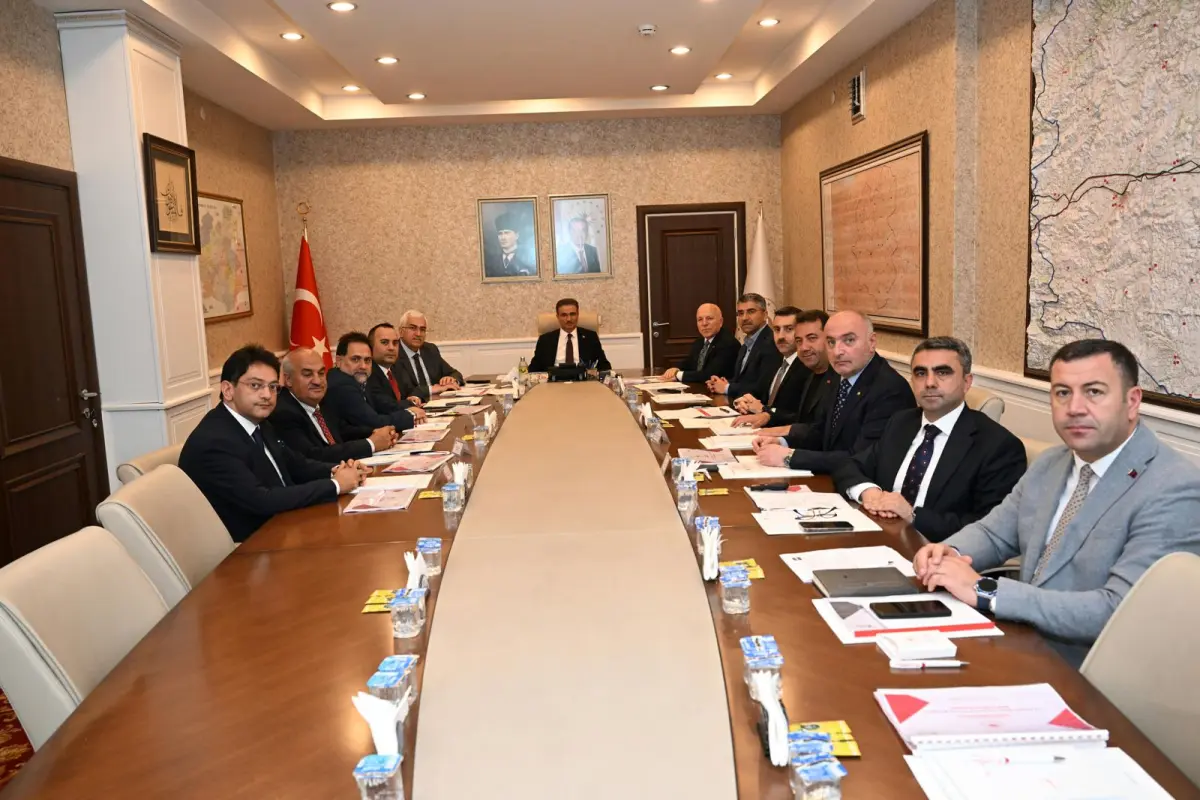 Erzurum’da Hayvancılık Atağa Kalkıyor: Aziziye Besi TDİOSB İçin 302 Yatırımcıdan Tam Destek