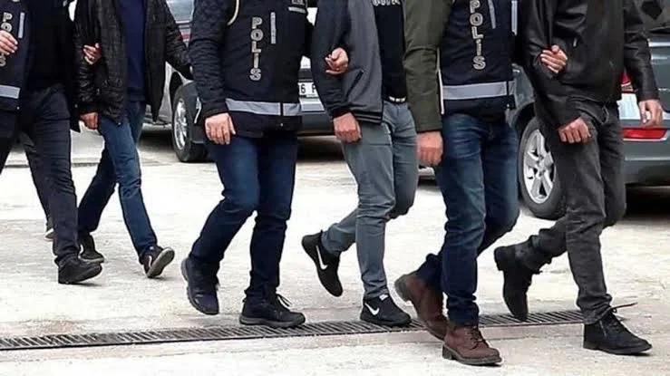 Alparslan Kuytul ve Eşi Semra Kuytul Adana’daki Soruşturmada Tutuklandı