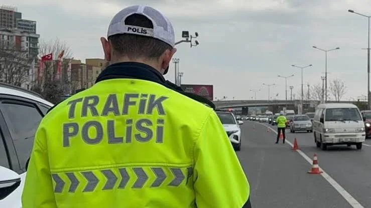 İstanbul’da 30 Ağustos Zafer Bayramı Coşkusu: Vatan Caddesi ve Çevresi Trafiğe Kapatıldı