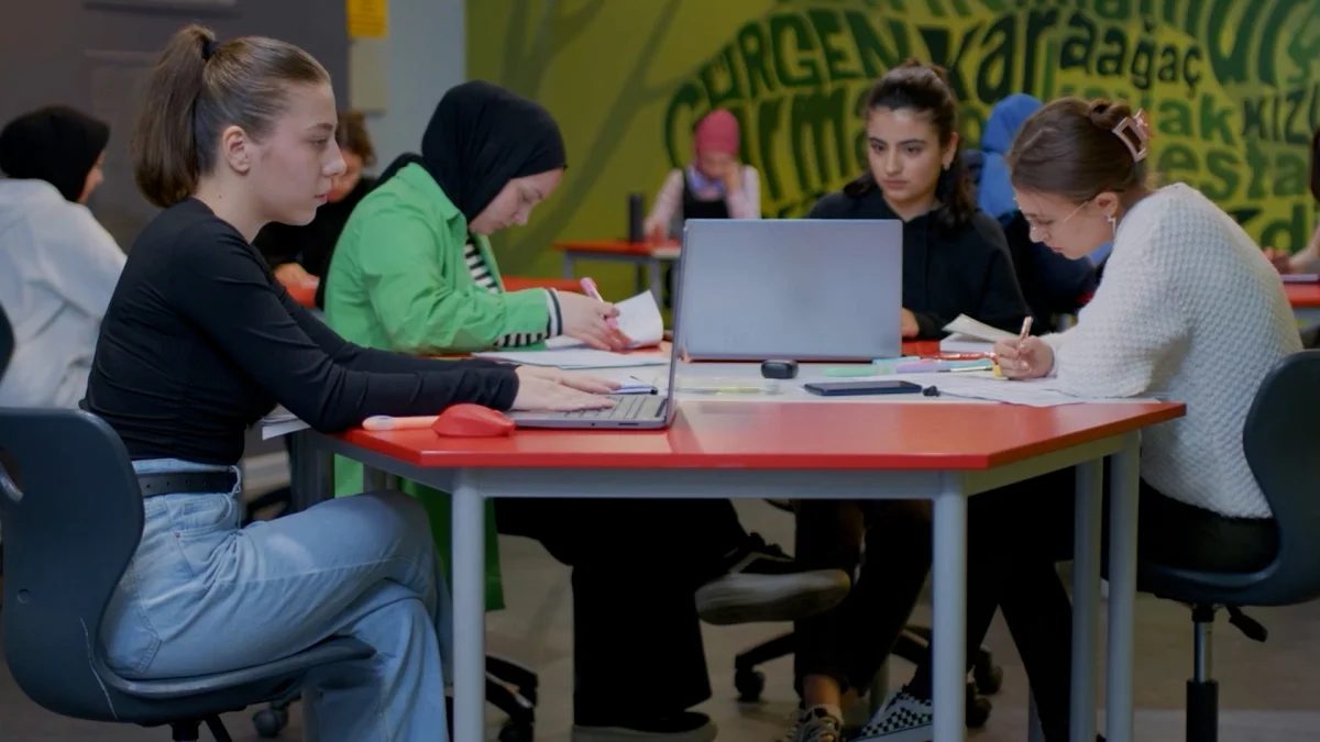 Üniversiteye Yerleşen Öğrenciler Dikkat: Gelecek Yıl Taban Puanlar Değişebilir!