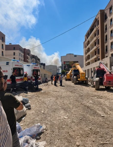 Malatya’da Konteyner Kentte Korkutan Yangın: Ekipler Seferber Oldu