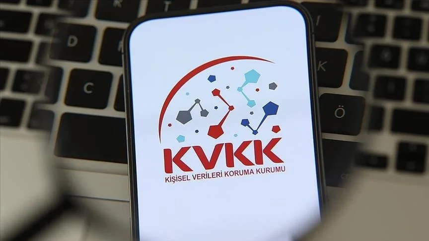 KVKK’dan Açıklama: Mesai Takibinde Biyometrik Veri Kullanımı Sınırları ve Güvenlik Riskleri