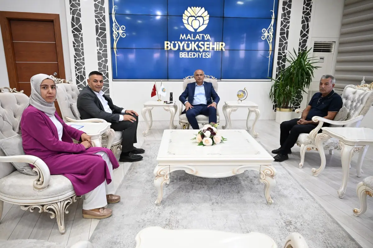 J Plaka Araçların Çalışma Süresi Yıl Sonuna Kadar Uzatıldı: Sektörde Mağduriyet Önleniyor