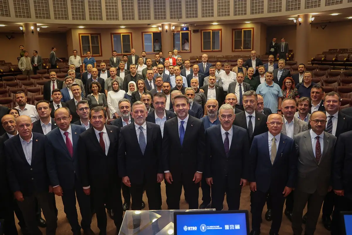 Enerji Bakanı Bayraktar Bursa’da: Üretim ve Sanayide Verimlilik ve Yenilenebilir Enerji Vurgusu