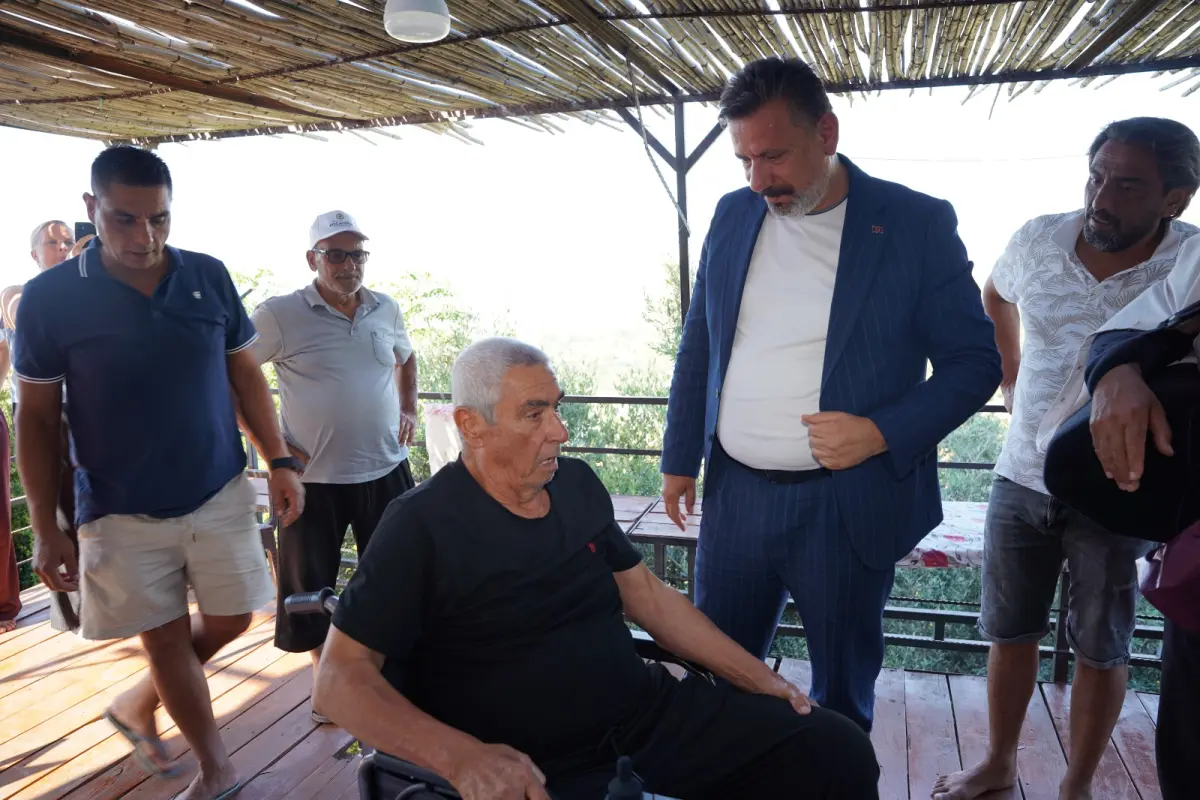 Arsuz Belediye Başkanı Sami Üstün’den İhtiyaç Sahibi Ailelere Sıcak Ziyaret: Sosyal Belediyecilik Vurgusu