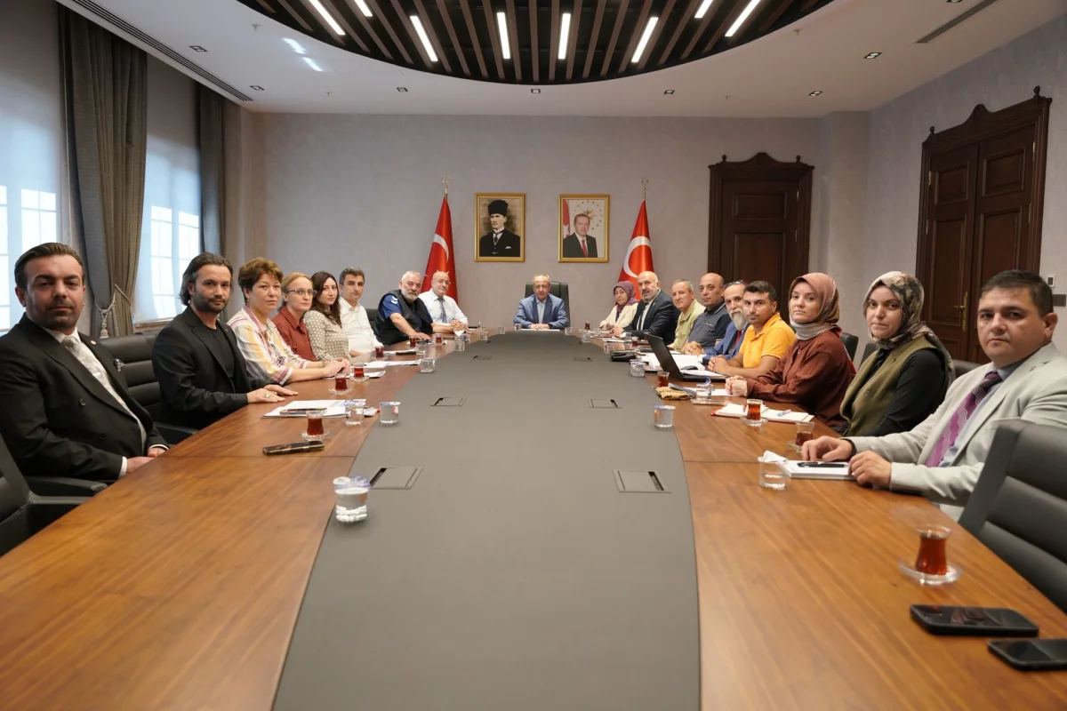 Ümraniye’de Öğrenci Devamsızlığı Masaya Yatırıldı: Kapsamlı Çalıştayla Çözüm Yolları Aranıyor