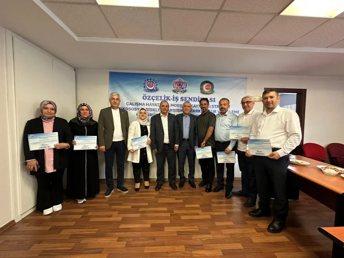Özçelik-İş’ten Çalışma Hayatında Mobbinge Karşı Kapsamlı Mücadele: Eğitimler Tamamlandı