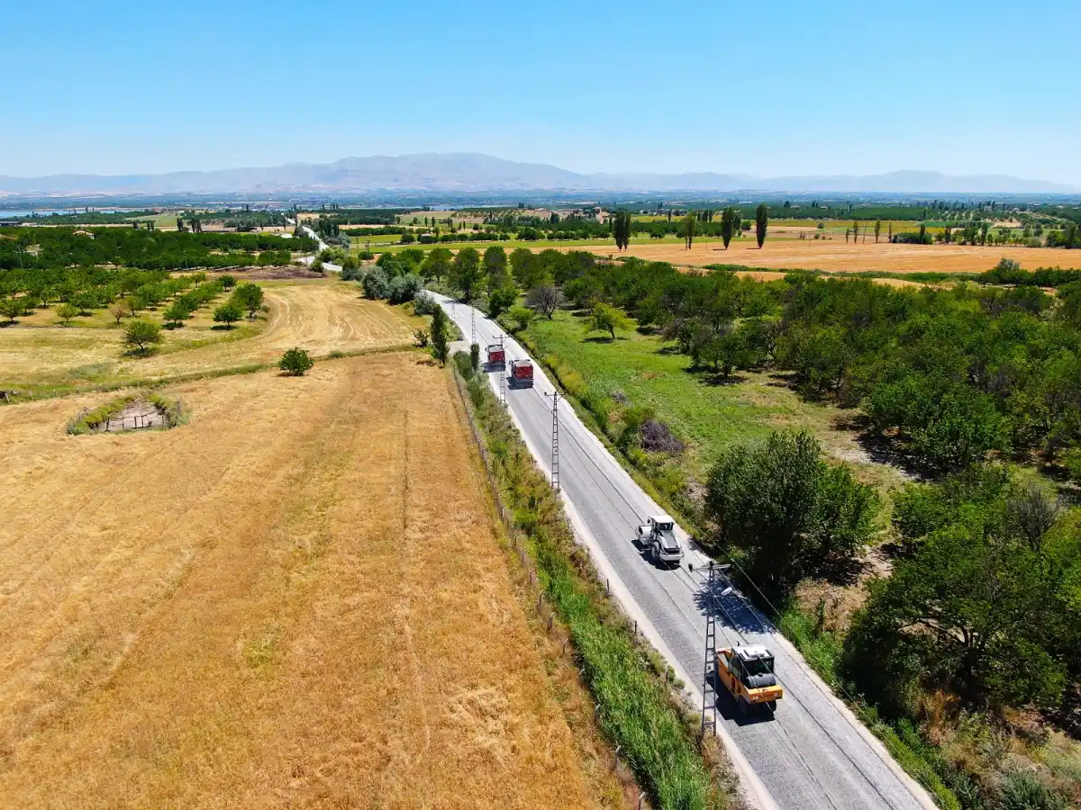 Malatya Kırsalında Ulaşım Güvenliği Artıyor: 860 Km Asfaltlama Tamamlandı