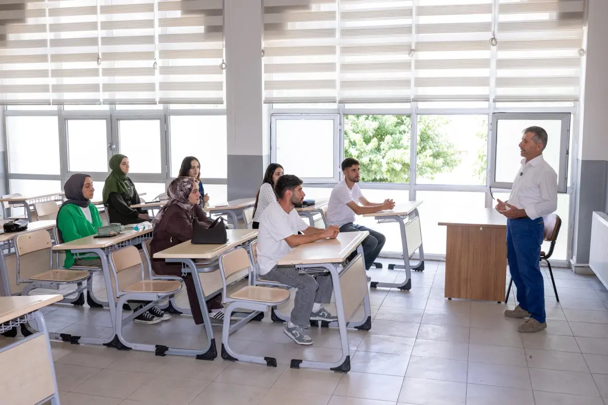 Malatya’da Ücretsiz YKS Kursları Başarıya Taşıdı: 507 Öğrenciye Destek, 100’e Yakını Hedeflerine Ulaştı