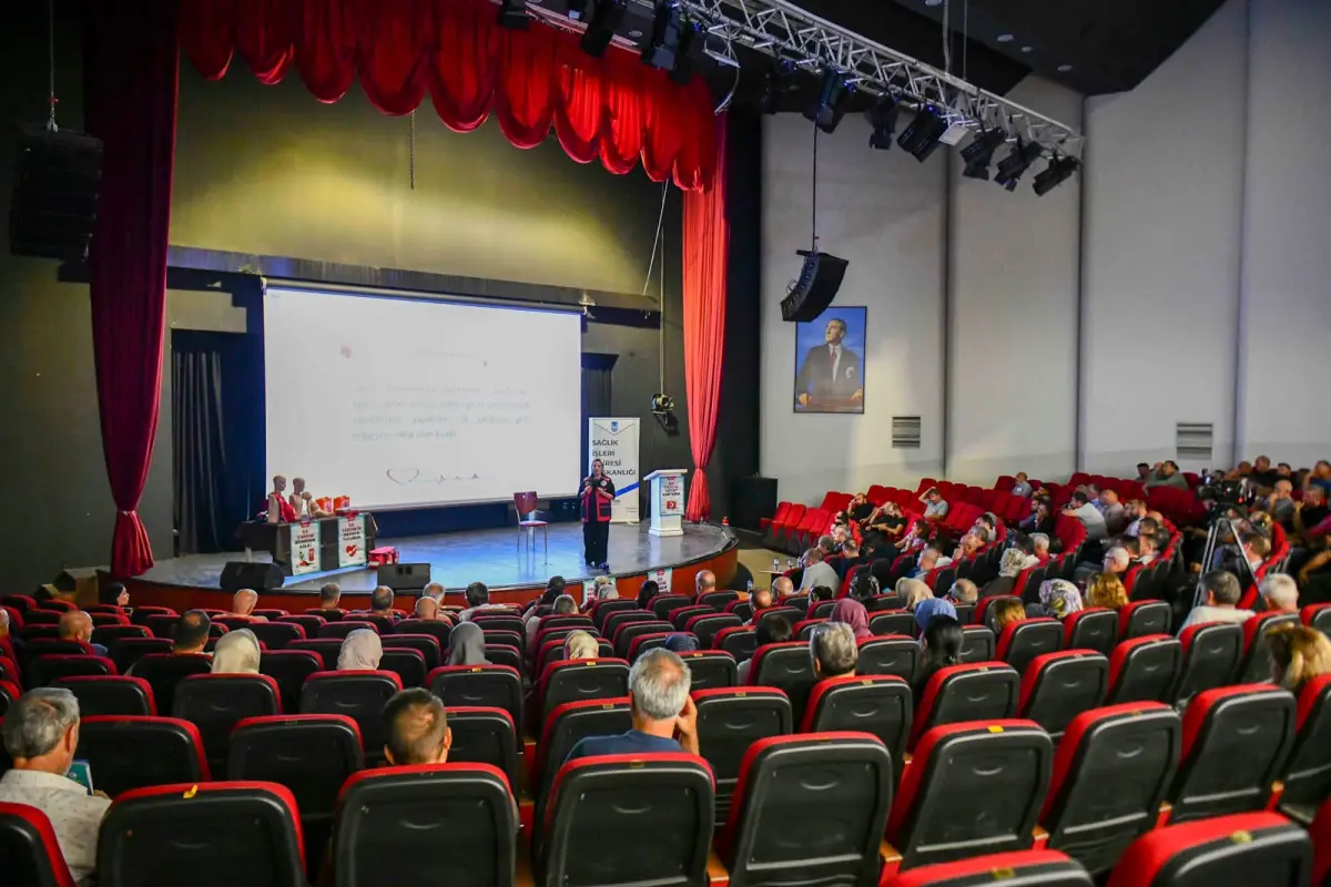 Ankara’da Çocukların Güvenli Ulaşımı İçin Servis Şoförlerine ve Rehberlere Hayati Eğitim