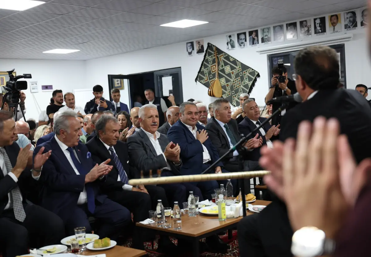 Keçiören’de Âşıklık Geleneği ‘Âşıklar Konağı’nda Yaşatıldı