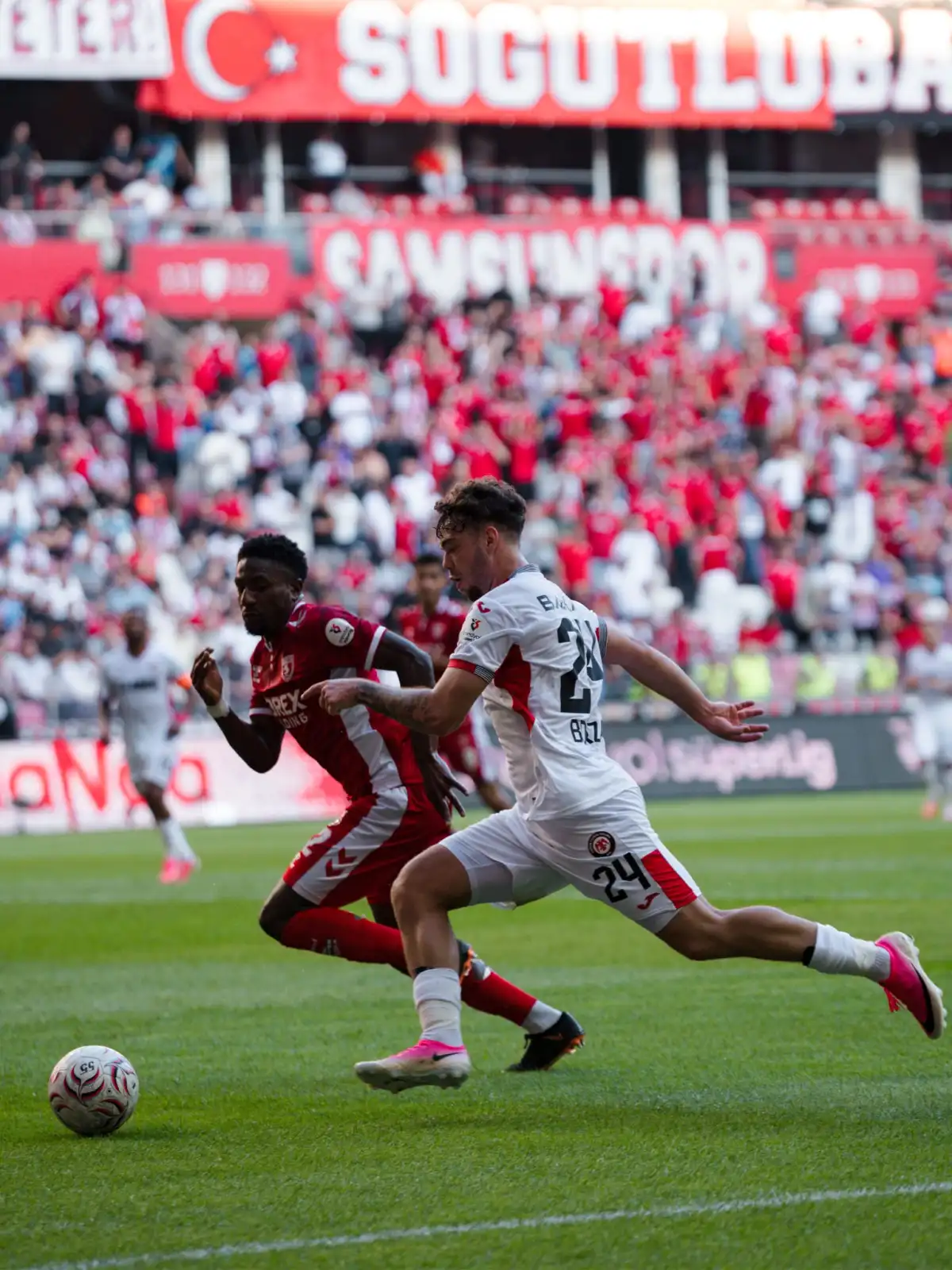 ARCA Çorum FK, Samsunspor Deplasmanında Tarihi Bir Zaferle Fark Attı: 5-1