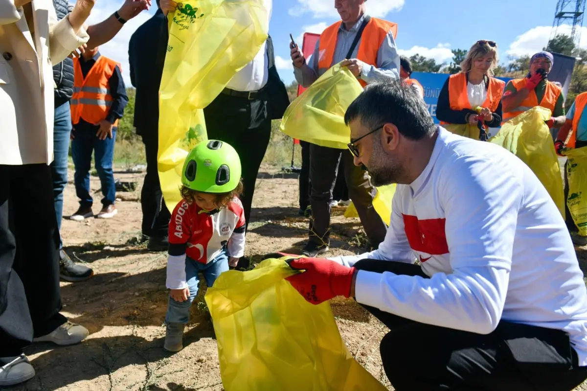 AKK Başkanı Halil İbrahim Yılmaz’dan Dünya Temizlik Günü Mesajı: Temiz Kent, Güçlü Yurttaşlık Bilinciyle Mümkün