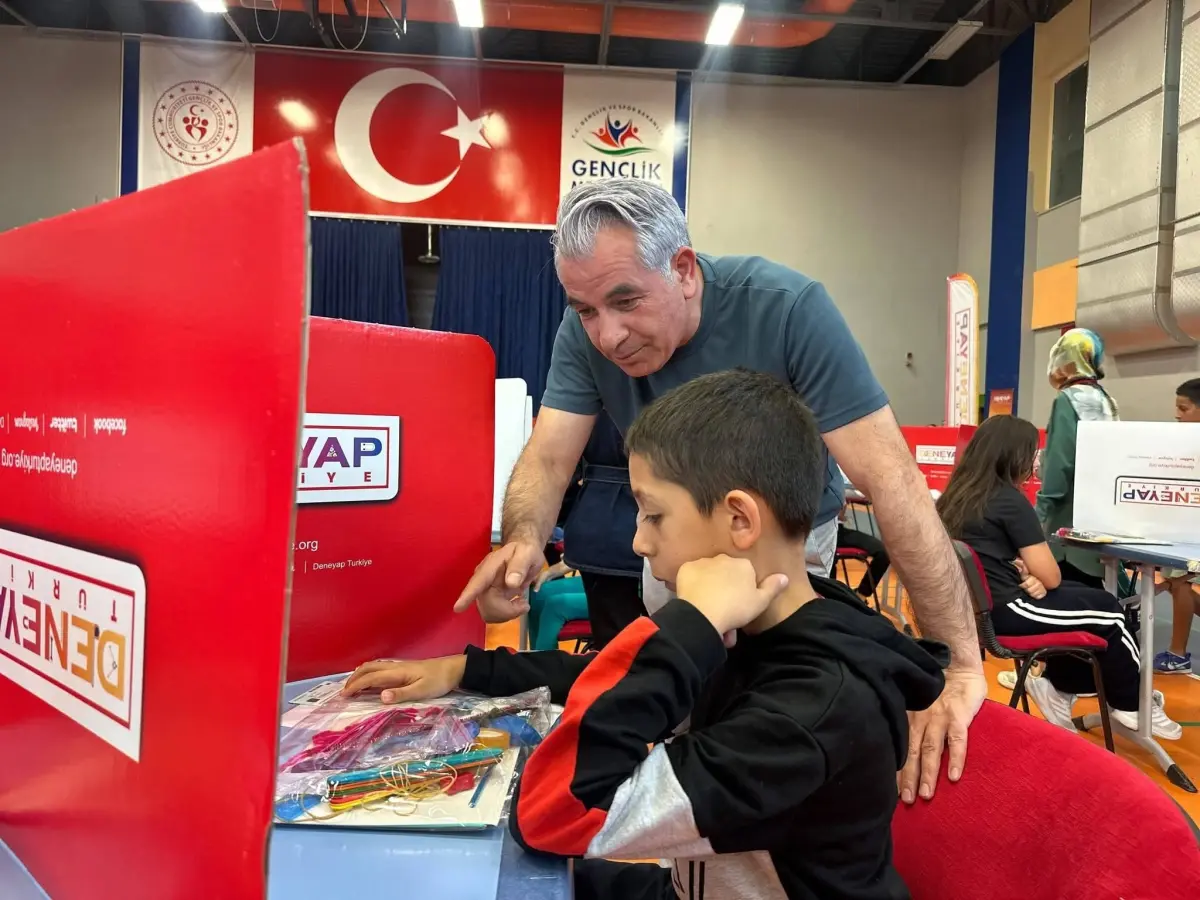 Ağrı’da Geleceğin Teknoloji Yıldızları DENEYAP Seçmelerinde Son Perdeyi Yaşadı