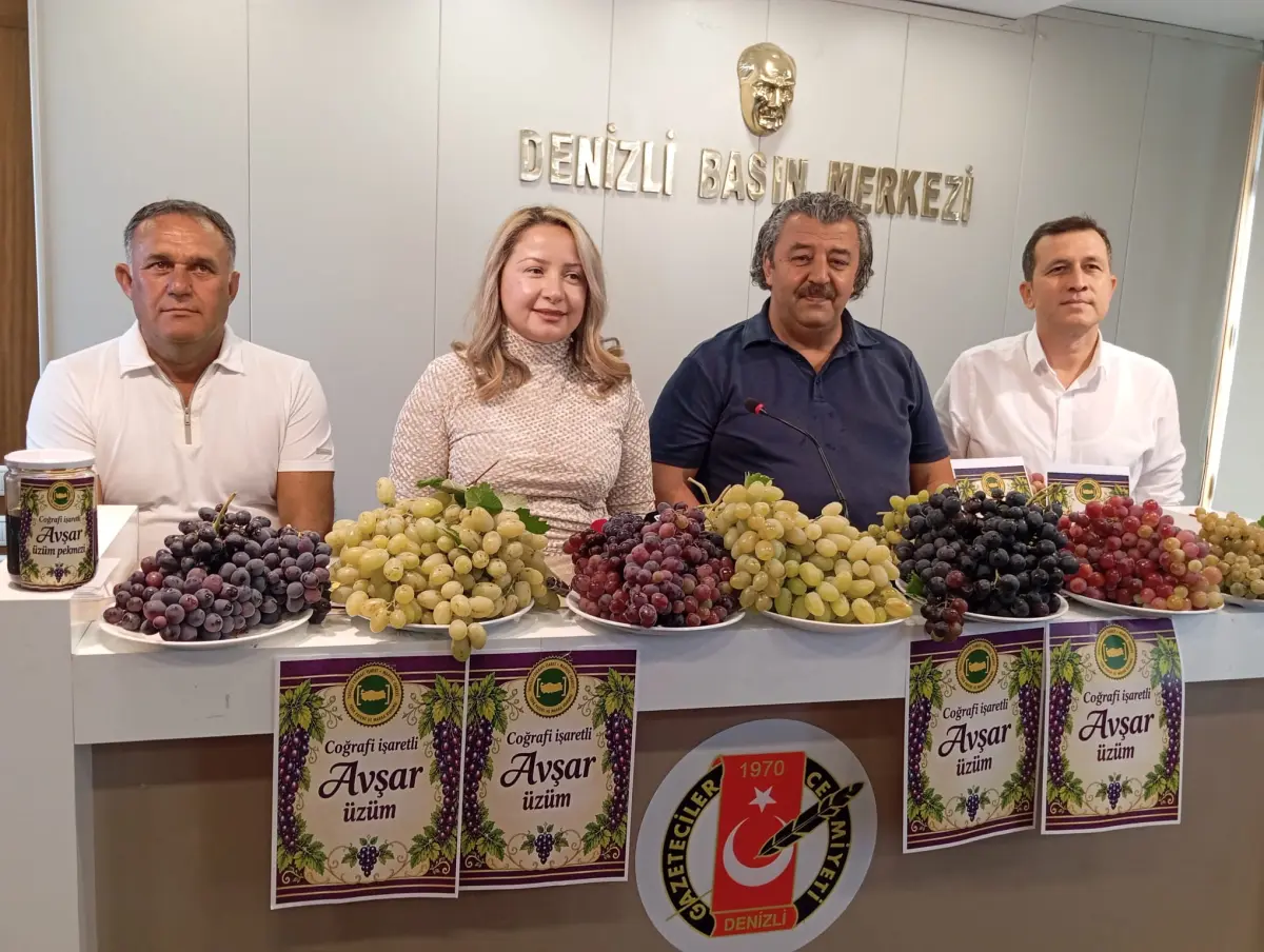 Denizli’nin Avşar Üzümü Coğrafi İşaretle Taçlandı: Yöresel Lezzet Tanıtılıyor