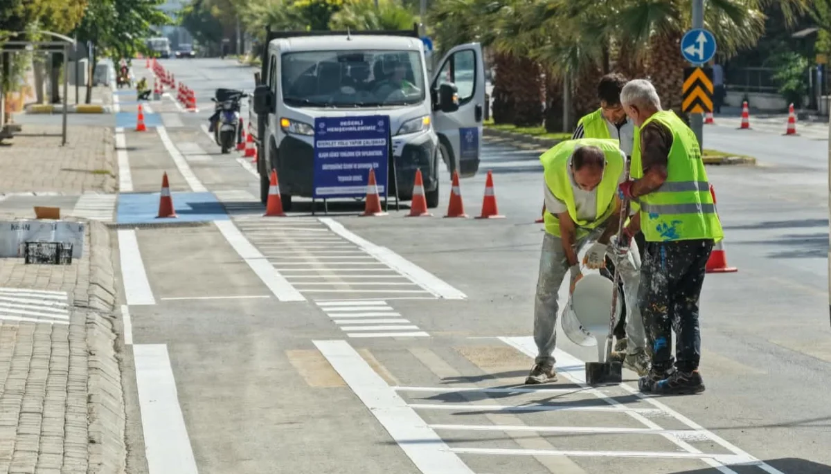 Aydın Efeler’de 11 Km’lik Yeni Bisiklet Yolu Projesi Başladı: Güvenli ve Konforlu Ulaşım Hedefleniyor
