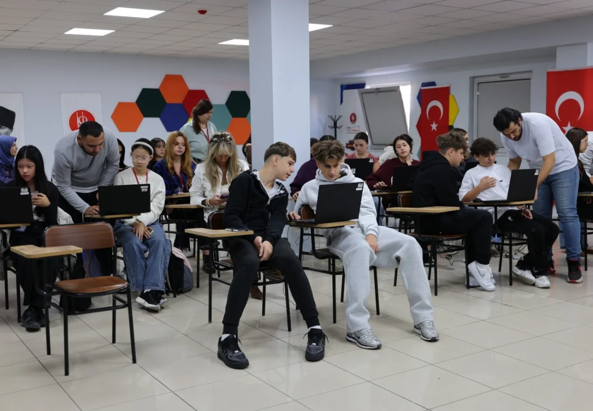 Erasmus Öğrencileri TEKNOMER’de Dijital Liderlik Eğitimleriyle Buluştu