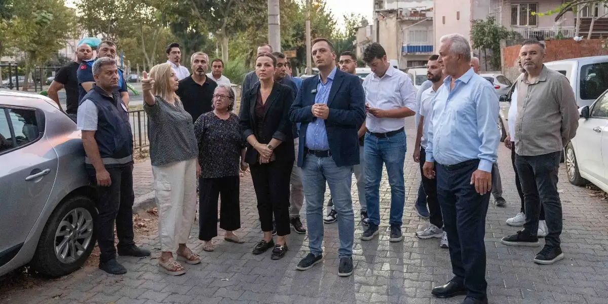 Bornova’da Temizlik Hamlesi: Rafetpaşa Mahallesi Hijyenle Buluştu