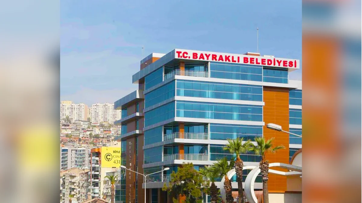 İzmir Bayraklı’da Rüşvet ve İhaleye Fesat Karıştırma Operasyonu: Eski Başkan Sandal Dahil 45 Gözaltı