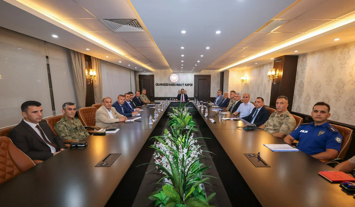 Cilvegözü Sınır Kapısı’nda Transit ve Yolcu Geçişleri Masaya Yatırıldı