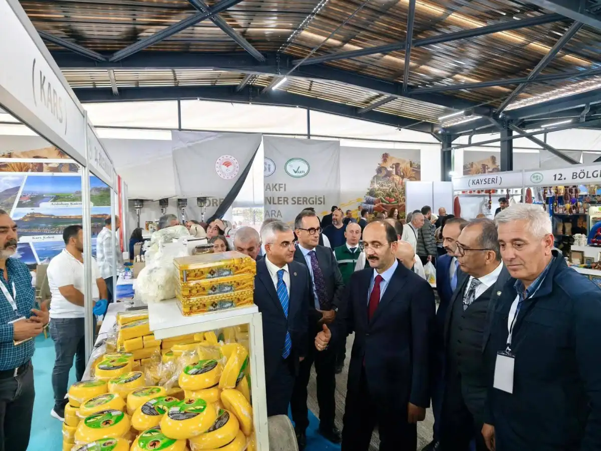 Kars’ın Zengin Kültürel Mirası DSİ Vakfı Yöresel Ürünler Sergisi’nde Göz Kamaştırdı