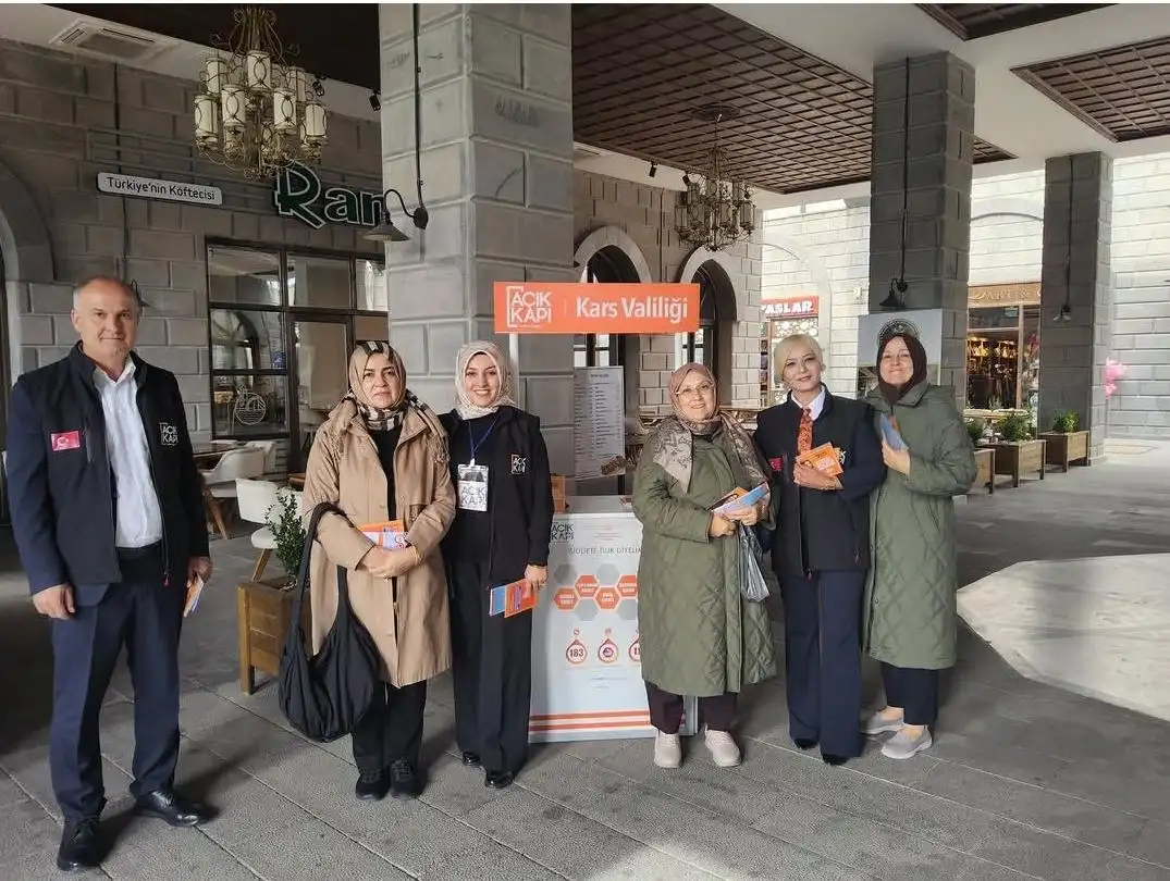Kars’ta ‘Açık Kapı’ Vatandaşlarla Buluştu: Başvuru Süreçleri ve Talepler Dinlendi
