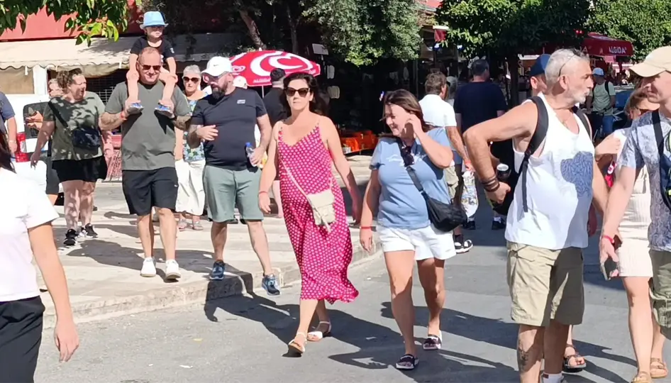 Antalya Turizminde Şok Düşüş: Almanya ve İngiltere’den Gelen Ziyaretçi Sayısında 750 Bin Kayıp