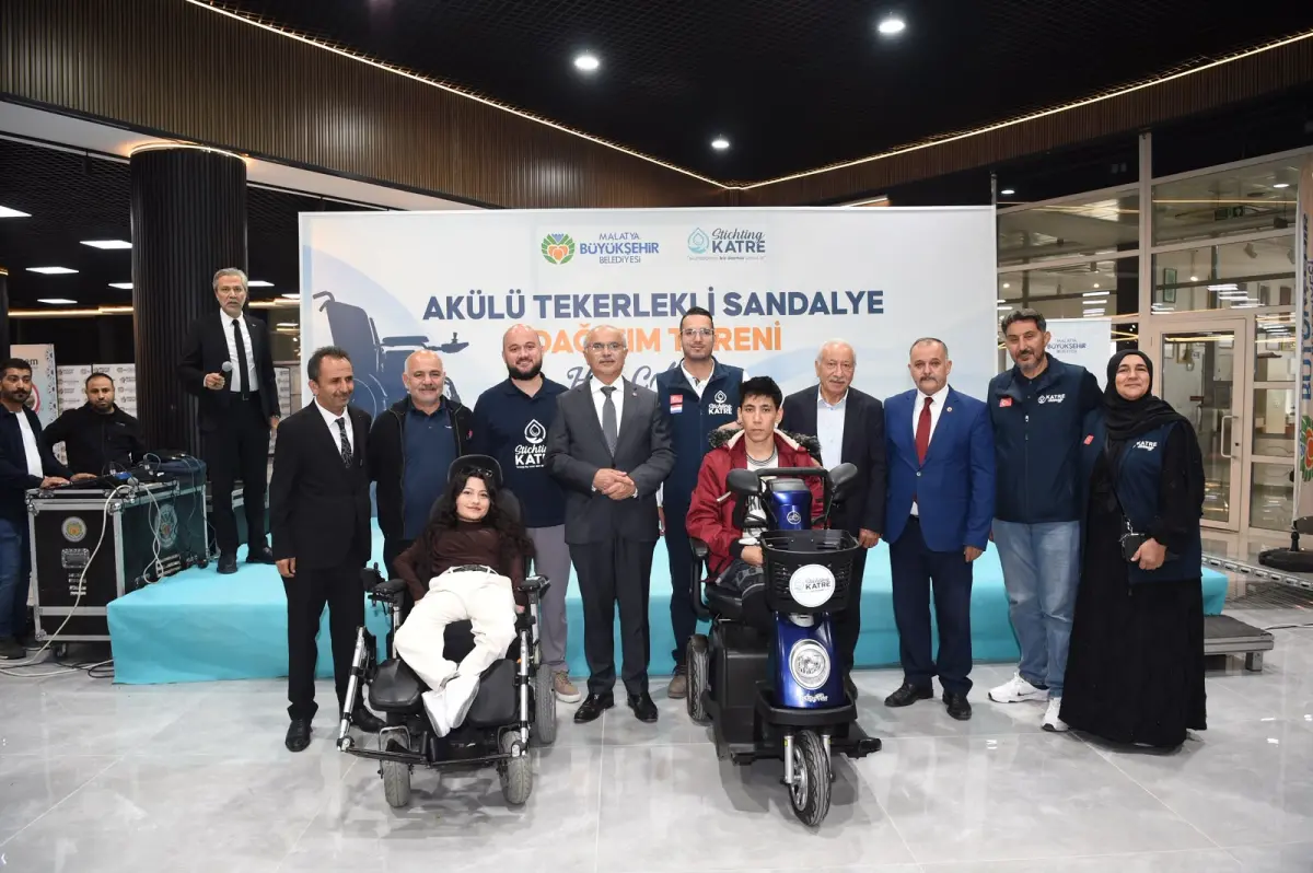 Malatya’da 80 Vatandaşa Akülü Tekerlekli Sandalye Desteği: Hareket Özgürlüğü ve Umut Dağıtıldı