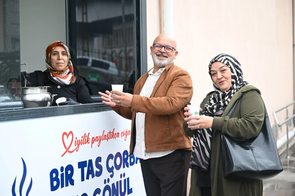 Yeşilyurt Belediyesi’nden Hastanede Şifa Diyetine Sıcak Çorba Desteği: ‘Bir Tas Çorba, Bir Gönül’ Projesi Başladı