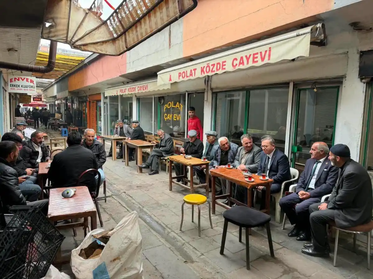 Kars Valisi Ziya Polat Esnafla Buluştu: Gönül Bağları Güçleniyor