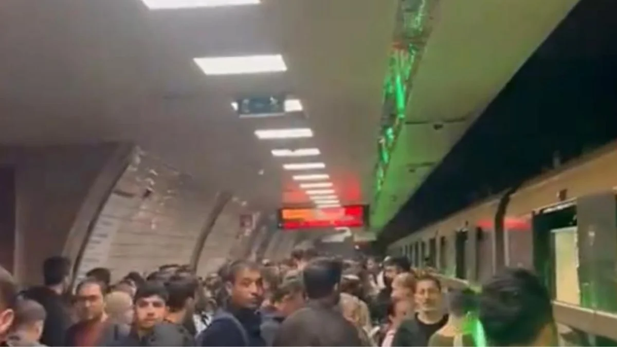 Üsküdar-Sultanbeyli Metro Hattı’nda Kablo Patlaması: Seferler Durdu, Yolcular Tahliye Edildi