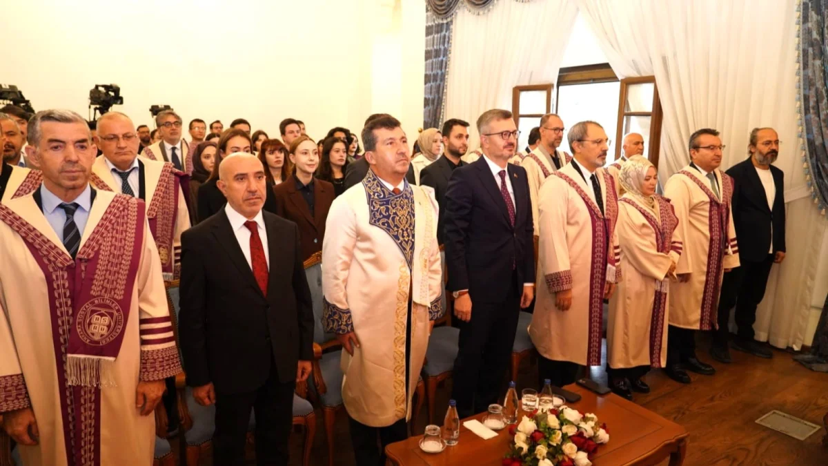 ASBÜ’de ‘Küresel Dönüşüm Çağında Stratejik İletişim’ Konferansı: Türkiye’nin Gelecek Vizyonu Değerlendirildi