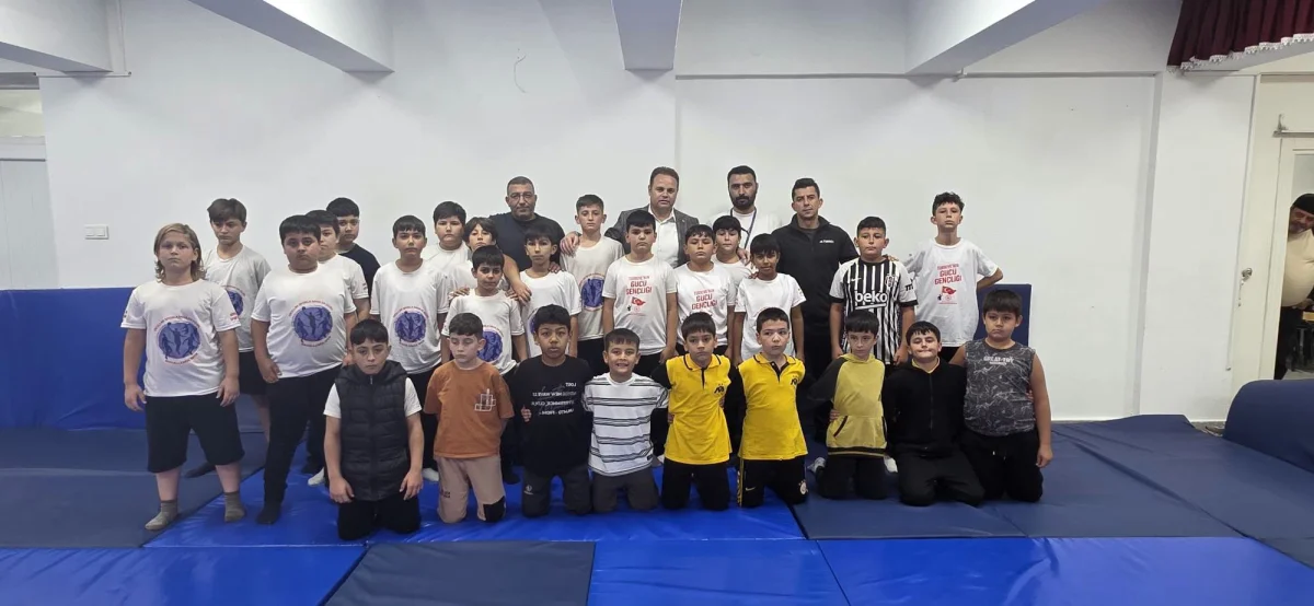 Kırıkkale’de ‘Okullar Sporla Daha da Güzel’ Projesiyle Güreş Heyecanı Başladı