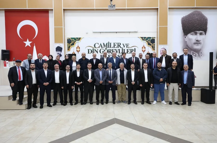 Keçiören’de Din Görevlileri Buluşması: Camilerin Toplumsal Rolü ve Belediyeden Destekler Ele Alındı