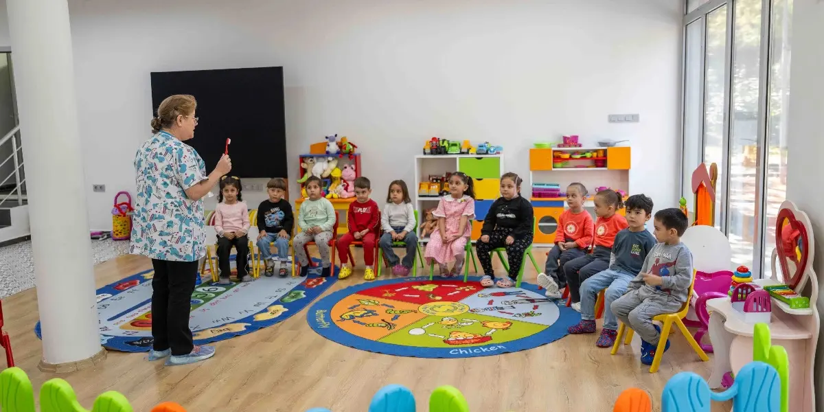 Bornova’da Çocuklara Ağız ve Diş Sağlığı Eğitimi: 10 Merkezde Uygulamalı Eğitimler Başlıyor