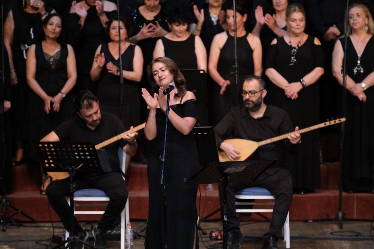Narlıdere’den Aşık Veysel türküleri yankılandı