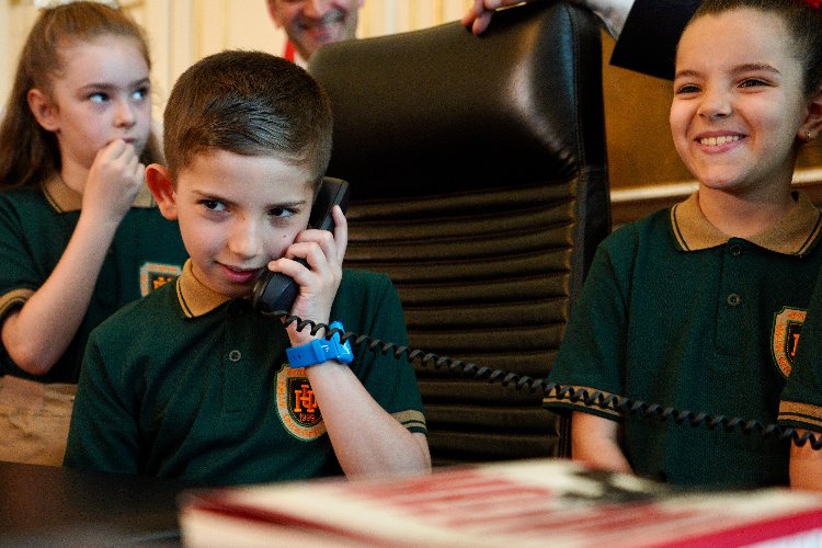 İstanbul’da çocuk başkanın talimatları yerine getiriliyor