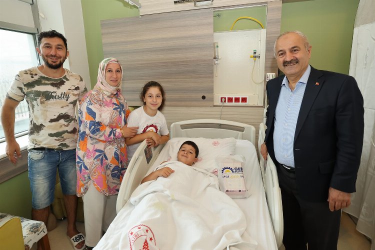 Gebze’de çocuklara moral hediyesi