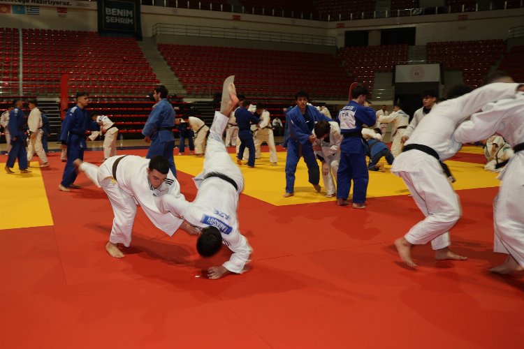 Konya ‘Judo’ya ev sahipliği yapıyor