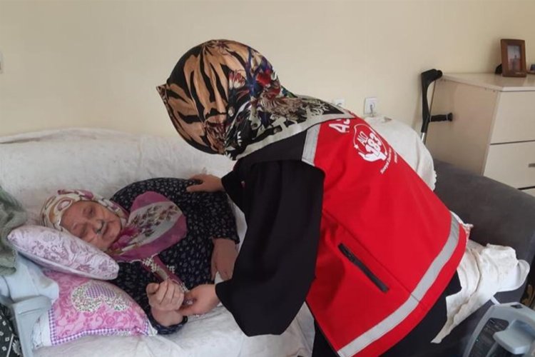 Bakan Göktaş: “4,2 milyar TL Evde Bakım Yardımı’nı hesaplara yatırdık”