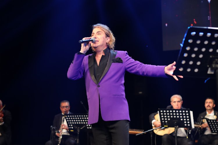 Bursa’da Gökhan Sezen’le TSM rüzgârı