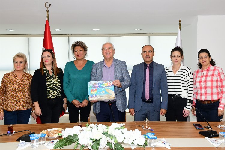 Romanyalı öğrenciler İzmir Karabağlar’da