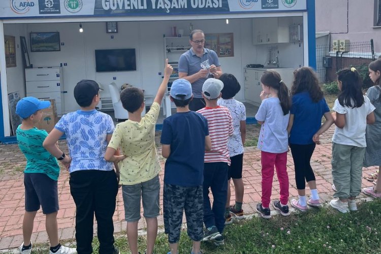 Kocaeli’de nehrin çocukları risklere karşı