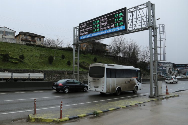 Kocaeli’de trafik güvenliği uygulamaları sürüyor