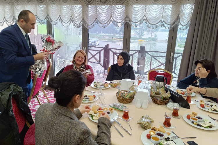 Bursa Meslekte Dayanışma ve Birlik Grubu’ndan anlamlı kutlama