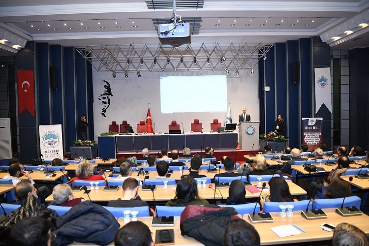 Kayseri Büyükşehir’den ‘Deprem ve Hasar Tespit’ eğitimi