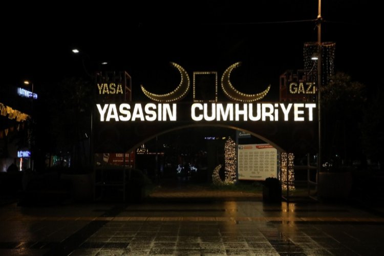 İzmit Belediyesi’nden 100. yıla özel efsane hareket