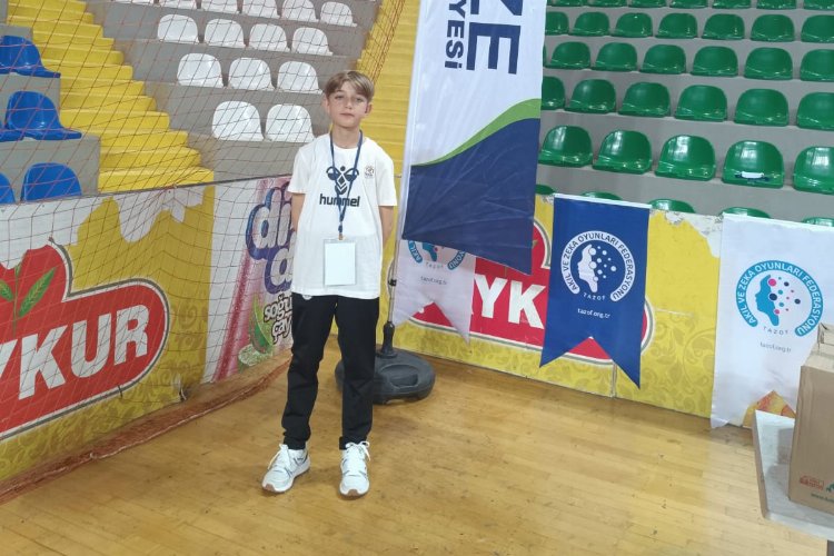 Köyde yaşayan Enis, Dünya 10’uncusu oldu