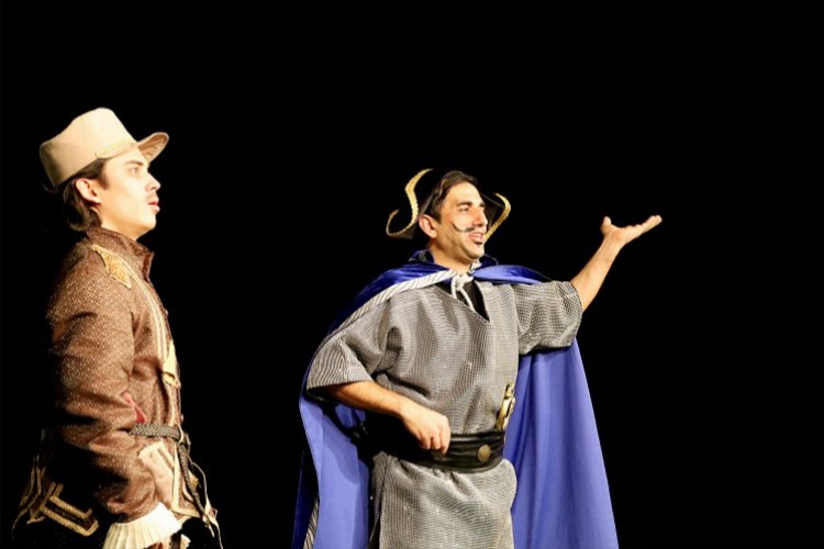 Minikler “Don Kişot” ile eğlenceye doydu